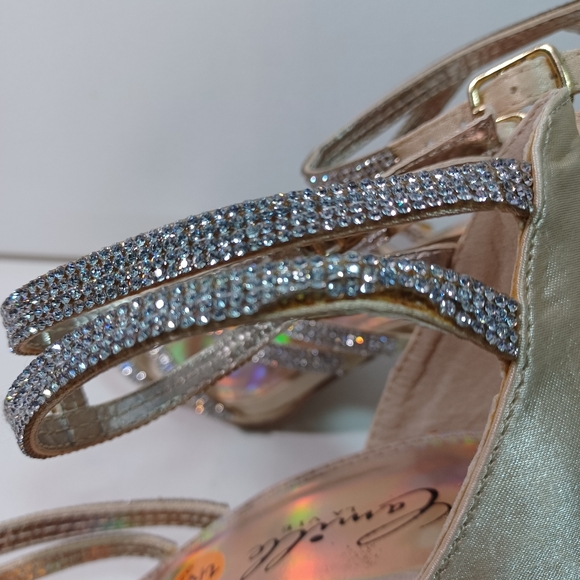 CAMILLE La Vie, Gold Strappy Heels Sandal, Size 8.5 - Picture 15 of 16